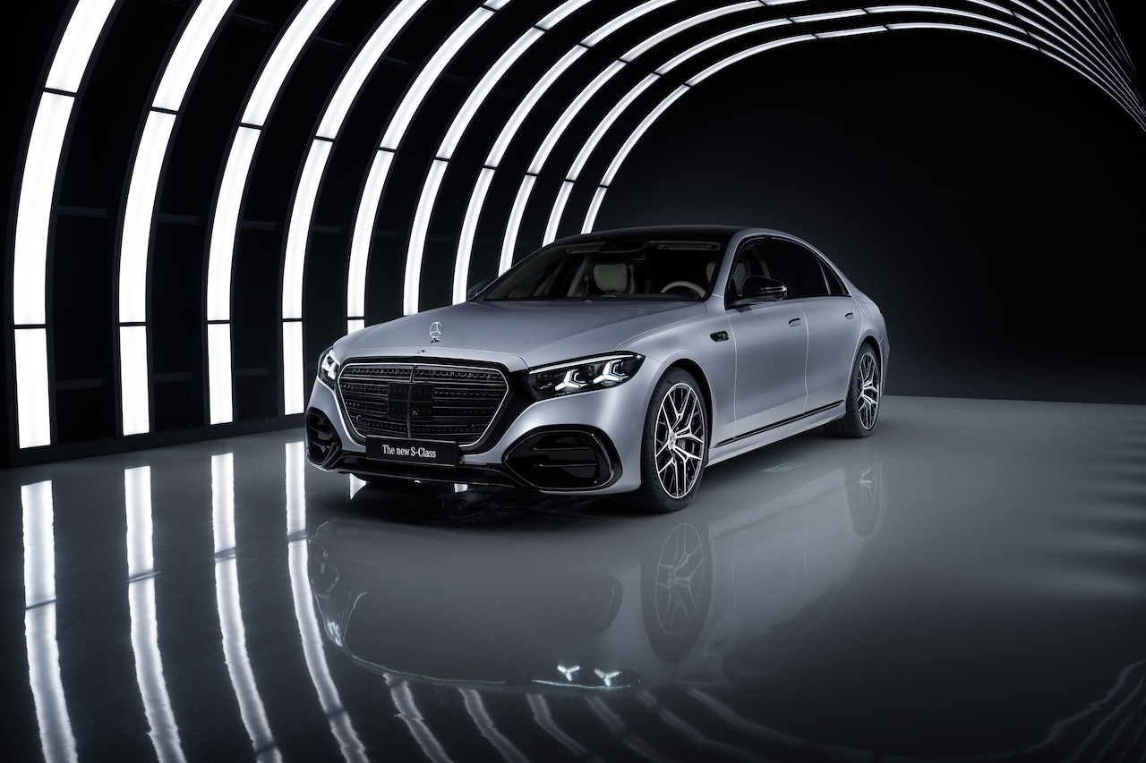 Mercedes-Benz luxury sedan available at Mercedes-Benz of Massapequa near Huntington, NY