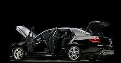 Unlocking Your Mercedes-Benz Trunk Without a Key: Essential Tips 