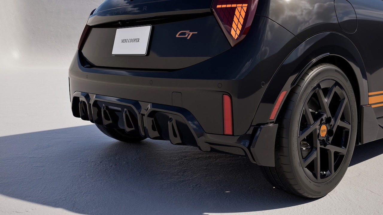 Rear diffuser and JCW aero detailing on the MINI 1998 GT Edition