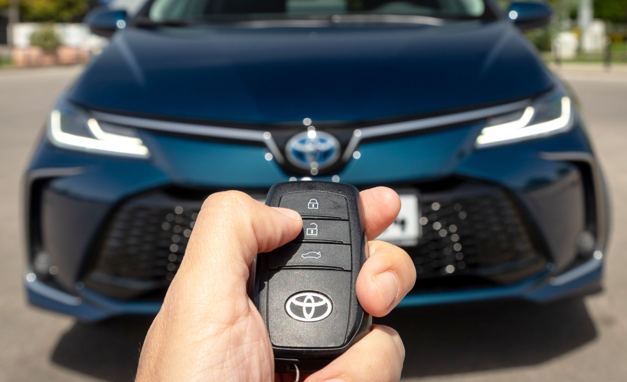Toyota key fob battery replacement at Toyota of Cool Springs Service Center in Franklin, TN